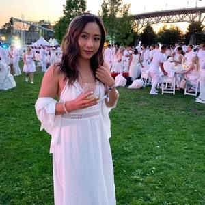 Meet your Posher, Rachel